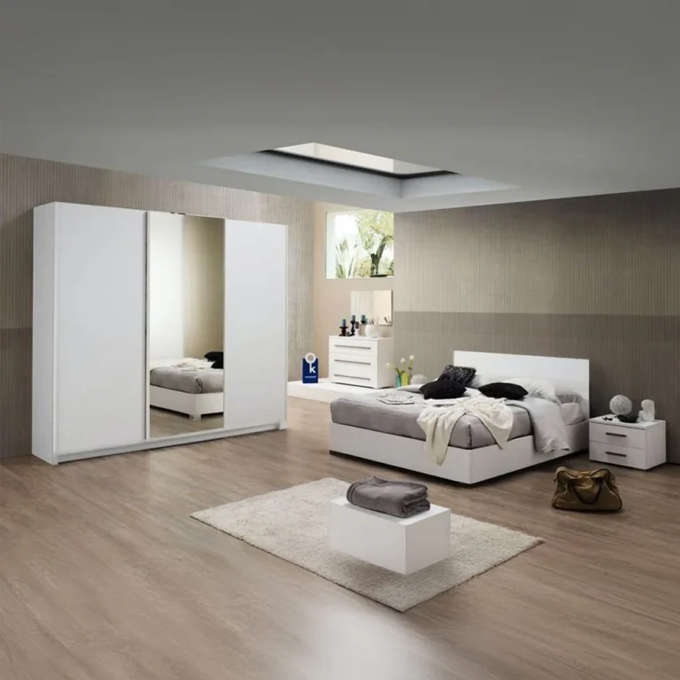 Opal Bedroom | سرير سوبر كينج أو 2 سرير 120 + دولاب كبير | ضمان 10 سنوات غرفة نوم Opal Bedroom بتصميم عصري وأنيق، سرير تنجيد فاخر ومريح، دولاب كبير، 2 كومود، وتسريحة أو مكتب. ضمان 10 سنوات. راحة وفخامة مع Opal Bedroom، سرير تنجيد فاخر ومريح، دولاب كبير، 2 كومود، وتسريحة أو مكتب. ضمان 10 سنوات.